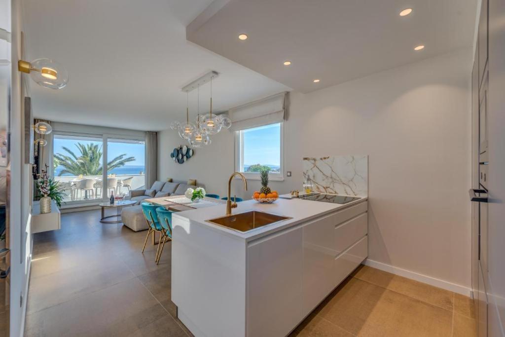 Beachfront Apartment Spalato Esterno foto